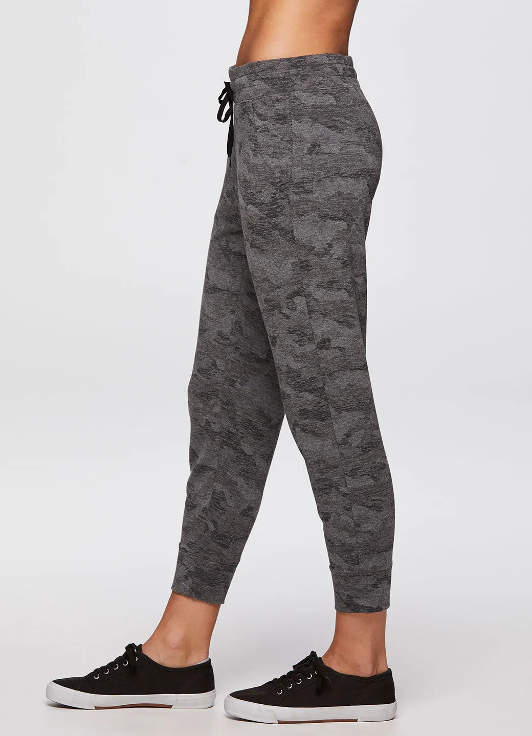 Camo Everyday Cropped Jogger