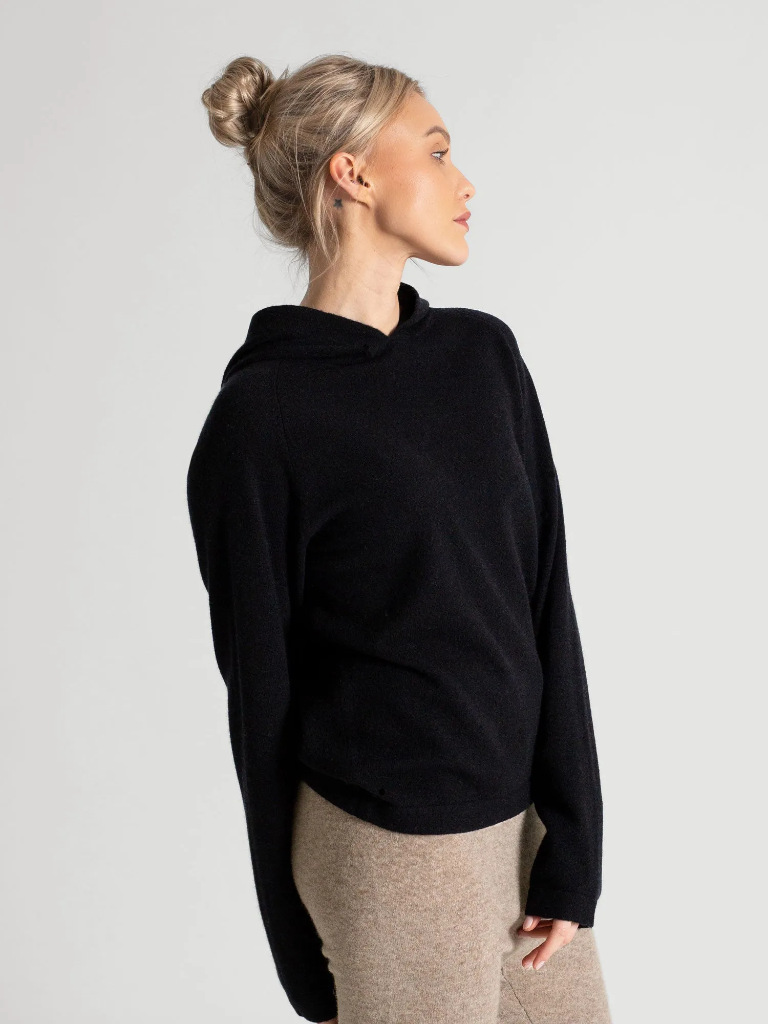 Cashmere sweater "Ada" - black