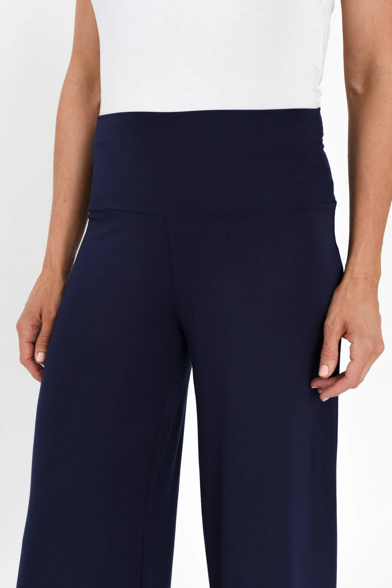 Cassie Navy Bamboo Cropped Pants