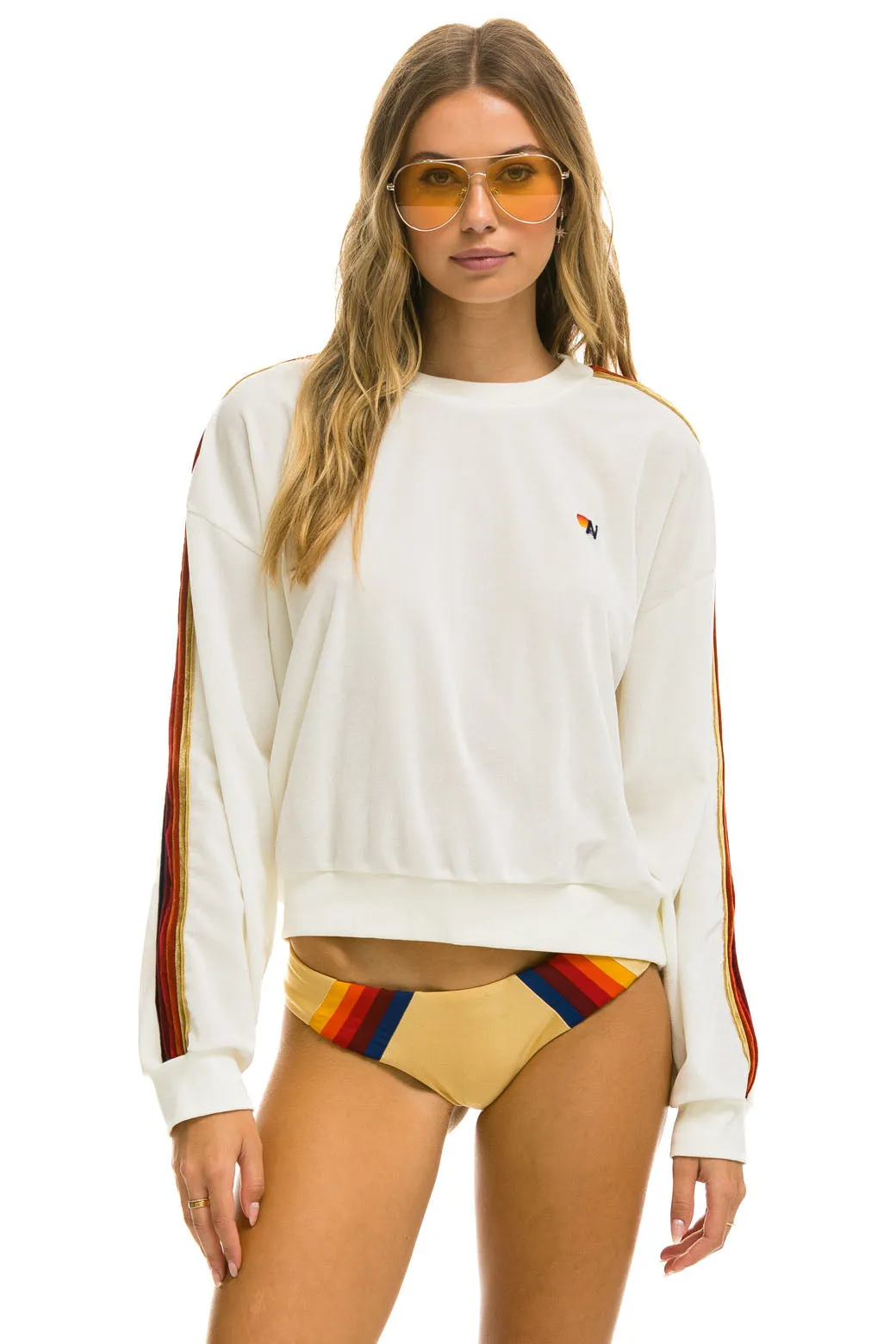 CLASSIC VELVET RELAXED SWEATSHIRT - WHITE