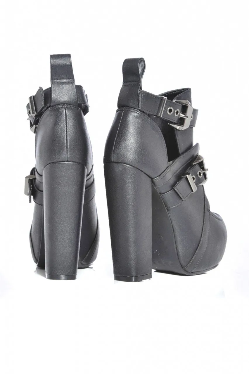 Heeled Cut Out Side Buckle Ankle Boot