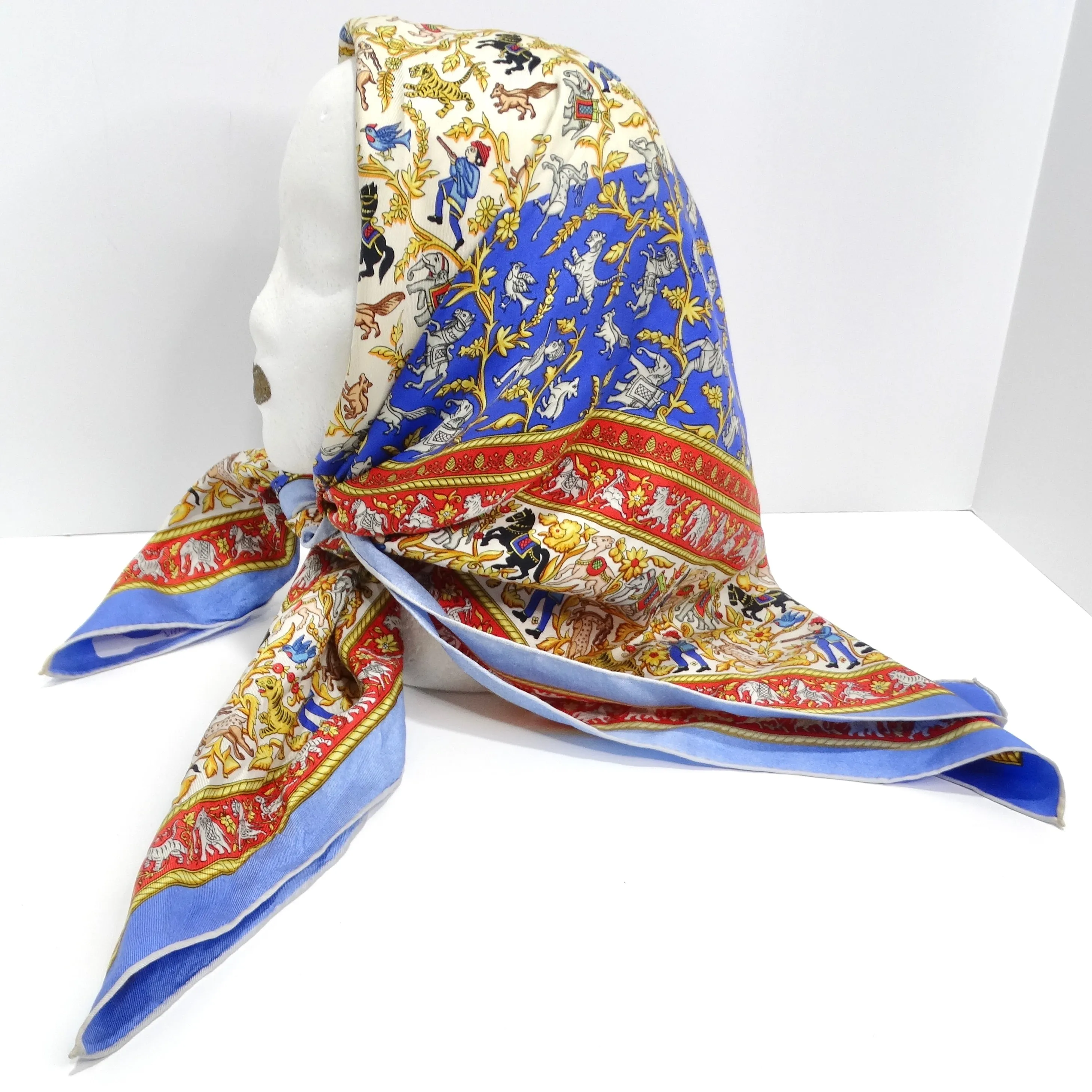 Hermes Chasse En Inde Silk Printed Scarf