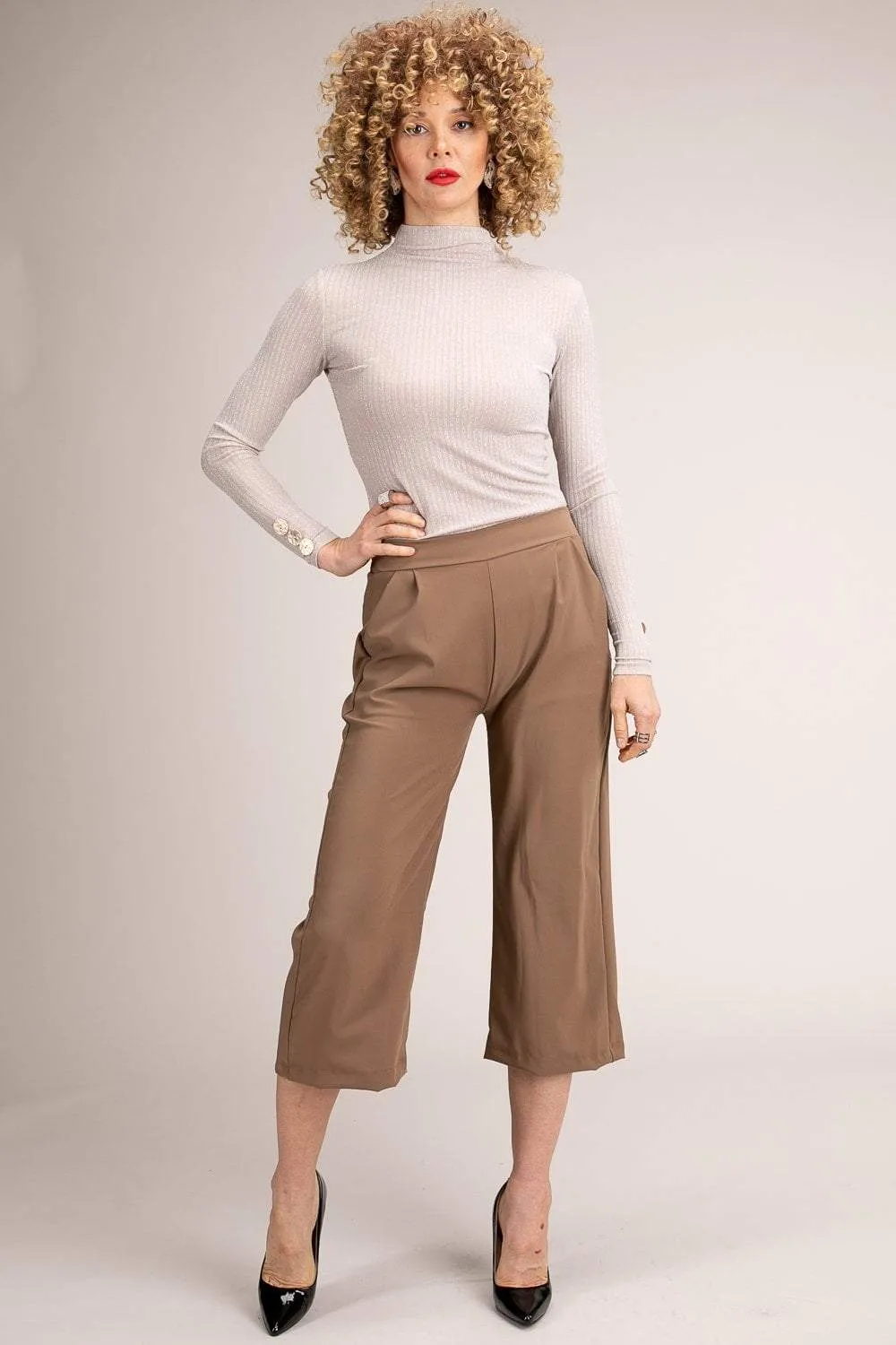 Isabella Capri Pants