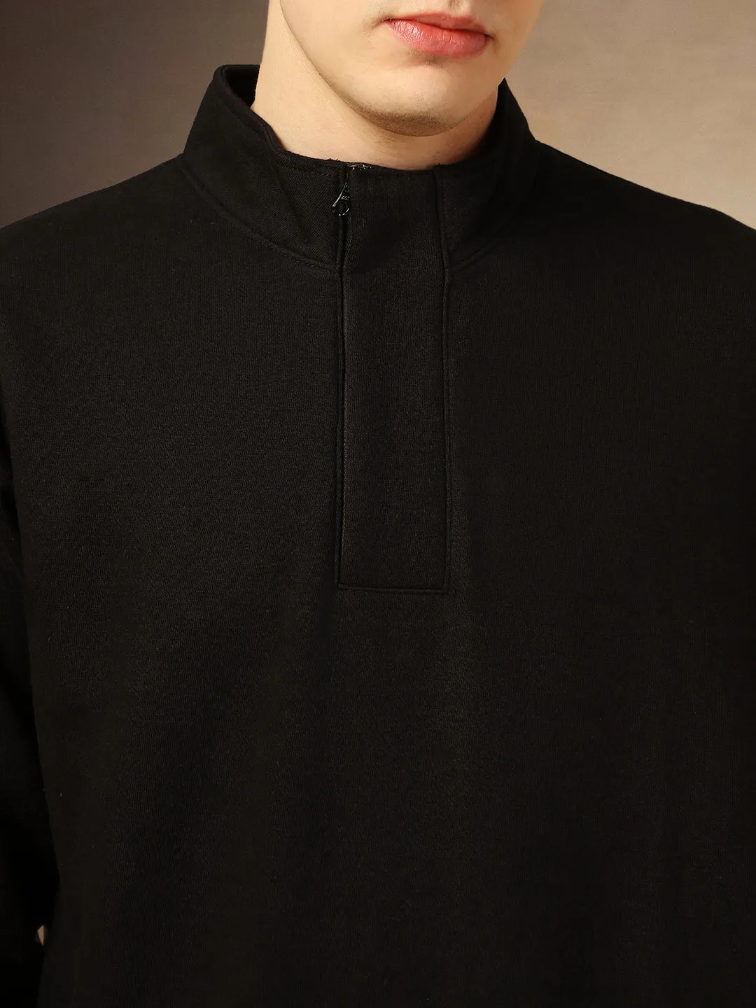 Men's Black Solid Mock Collar Full Sleeves Sweatshirt