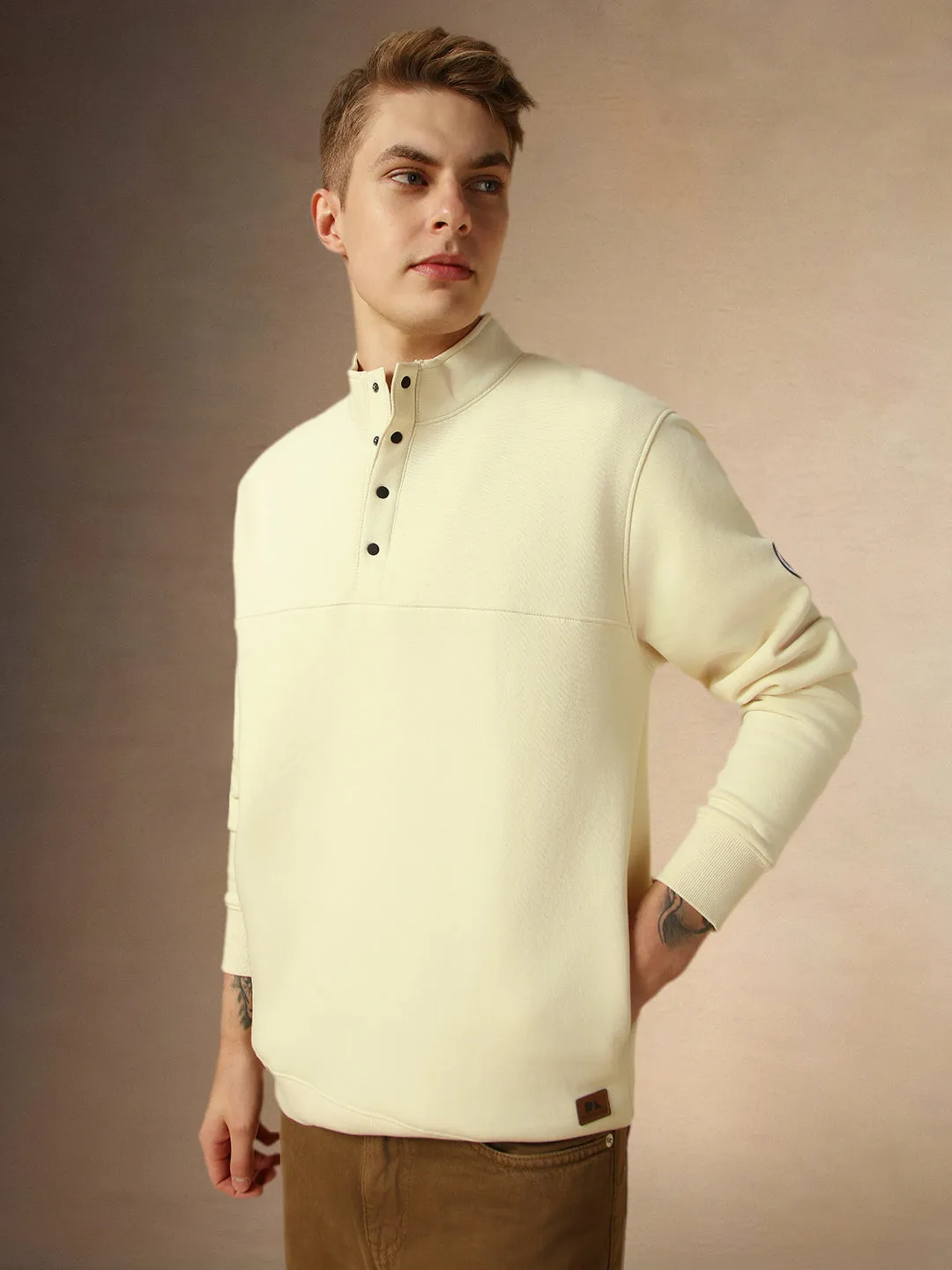 Men's Off White Mock Neck Full Sleeves Relaxed Fit Sweatshirt