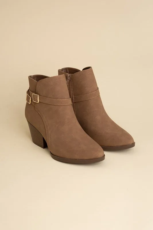 Nora Ankle Boots With Buckle Detail