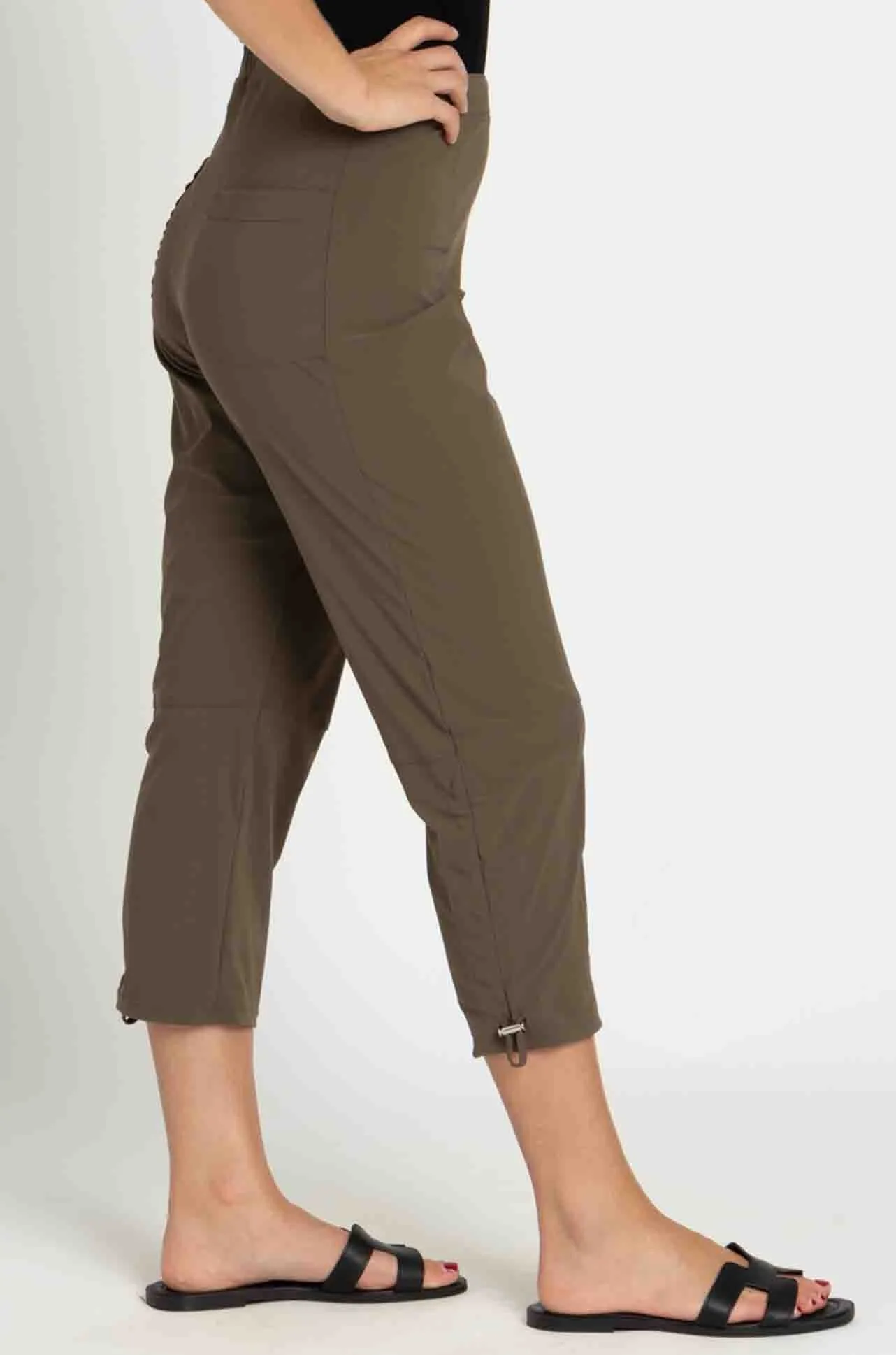 Paula Ryan - Slouch Waist Clam Digger Capri in Khaki