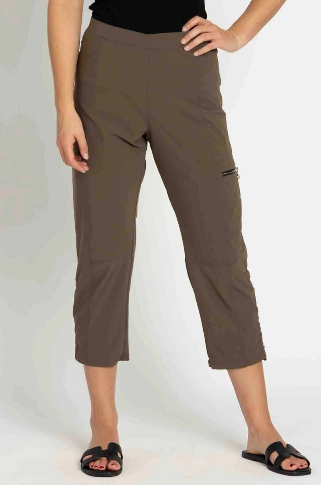 Paula Ryan - Slouch Waist Clam Digger Capri in Khaki