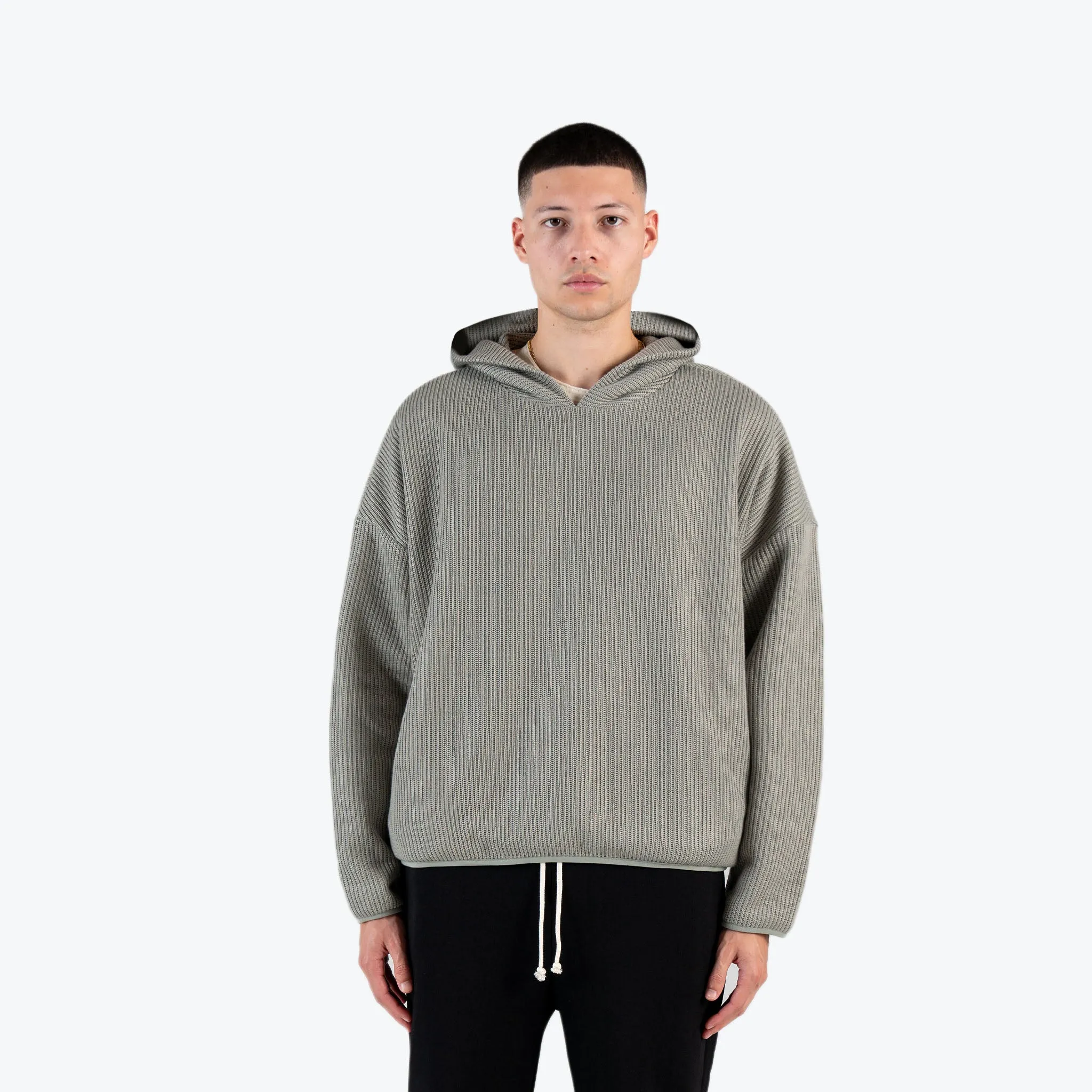 PREMIUM CABLE KNIT HOODIE - SEA GREY