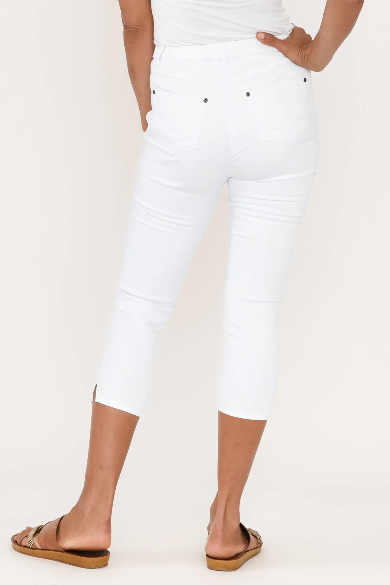 Reed White Stretch Cotton Capri Pants