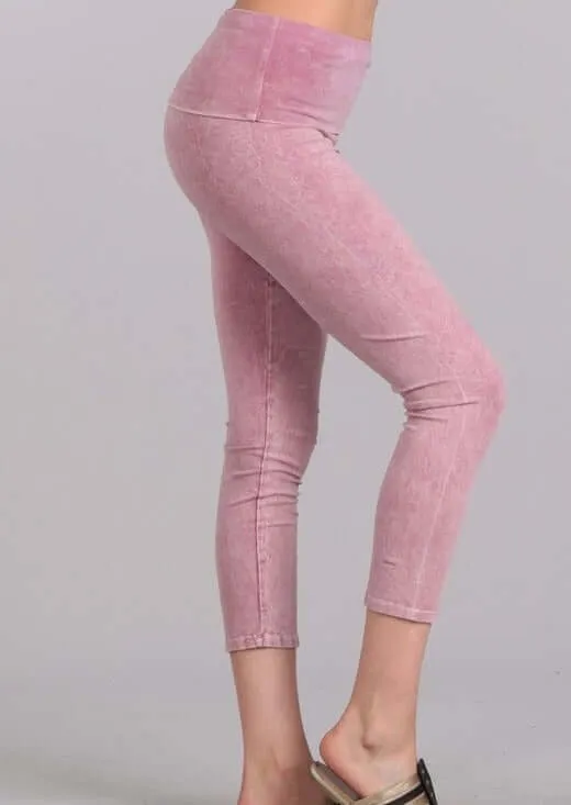 Rose Lilac Mineral Washed Capri Leggings